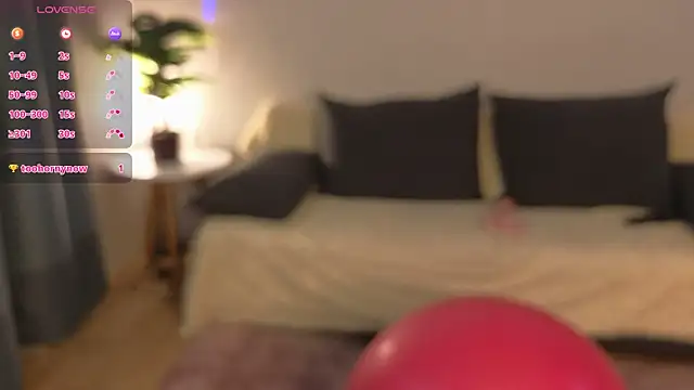 lottieloon live cam on StripChat