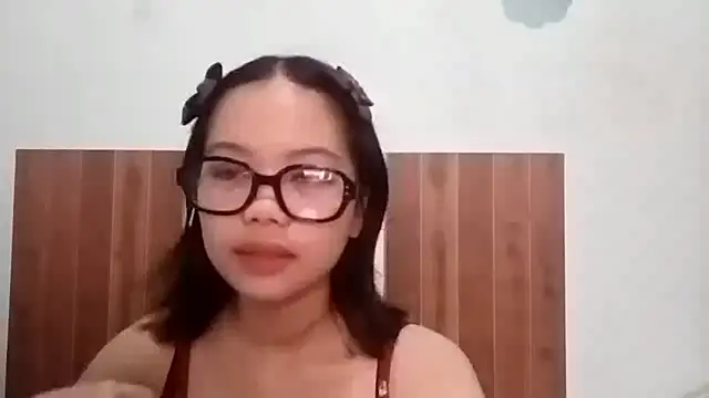CrissyDeshaies webcam