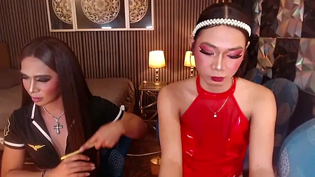 AudreyMilesTrans webcam