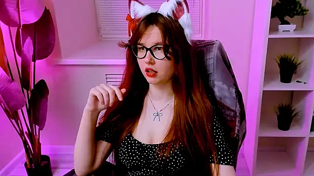 CarolGiggly webcam
