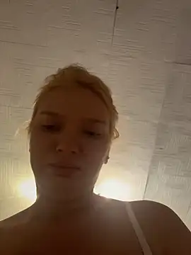 AmmyHot webcam