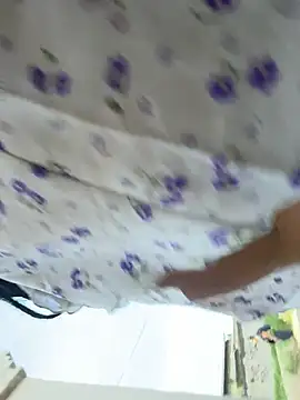 AdinaKan webcam