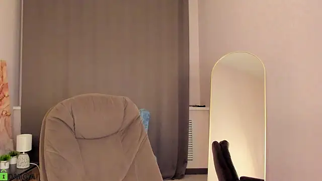 Daria_J webcam