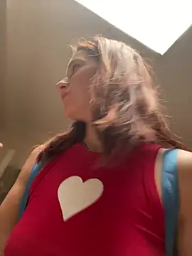 Lily_Viola webcam