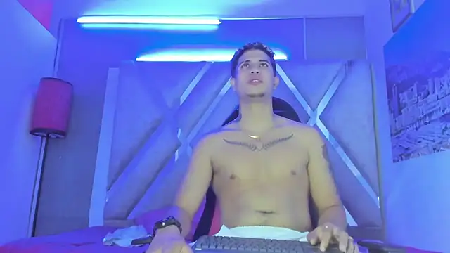 dominic_connor webcam