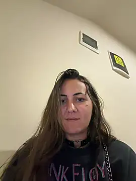 BrunetteNymph webcam