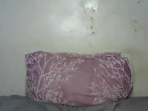 Slim_ebonydrip webcam