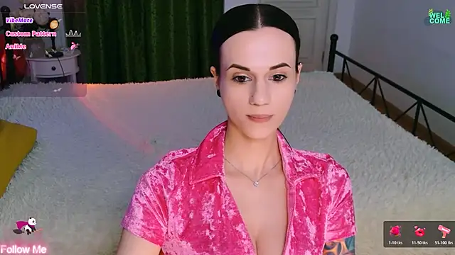 ItsAlisia webcam