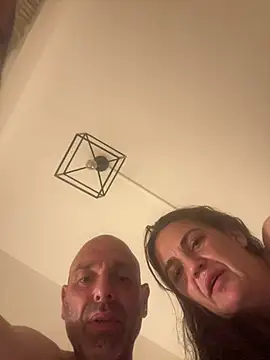 tttttyta Live Web Cam Show