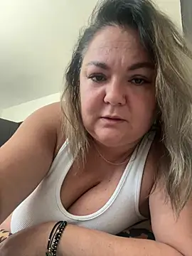 MikyVesela webcam