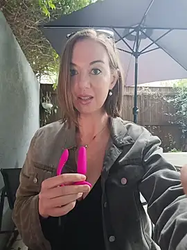 TopsyWilde webcam