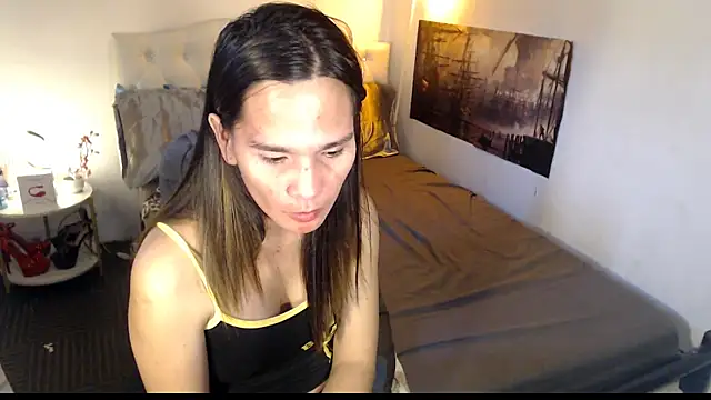 NinaDOM4CUM webcam