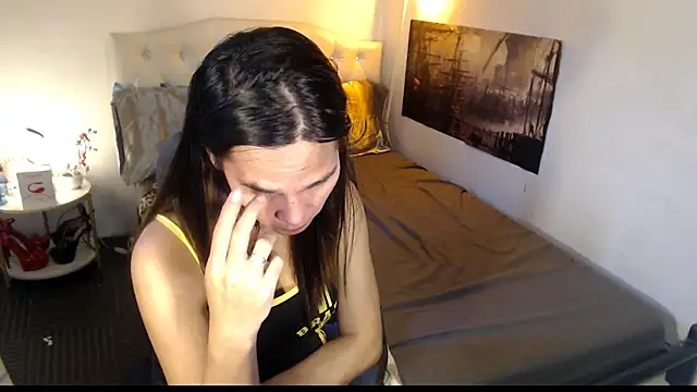 NinaDOM4CUM webcam