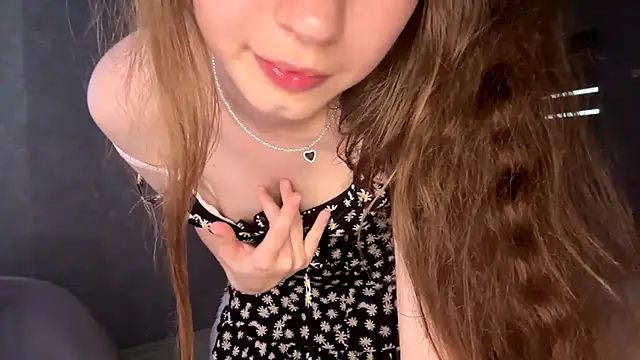 Emily_Mur_ webcam