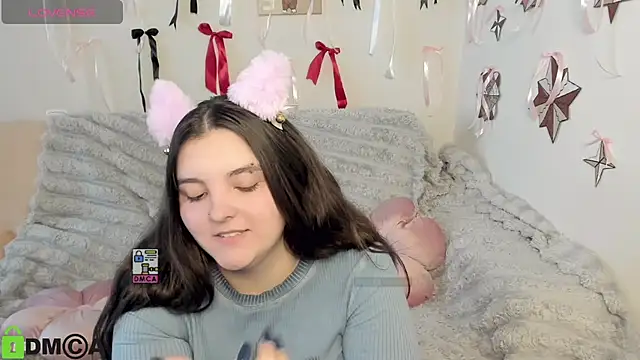 MonikaMooon webcam
