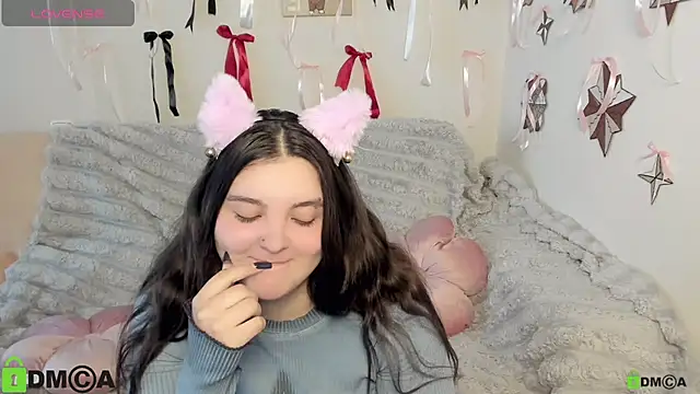 MonikaMooon Live Web Cam Show