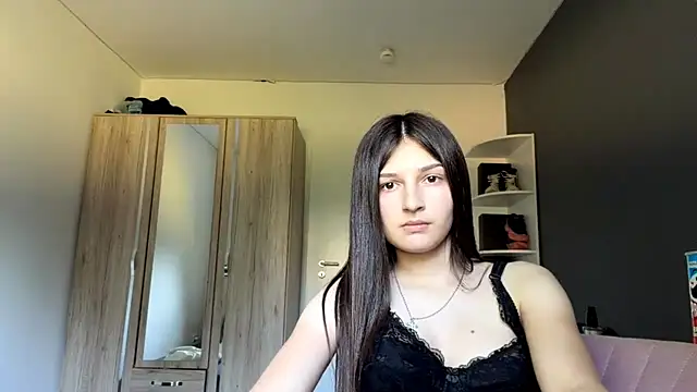SpanishRooter webcam