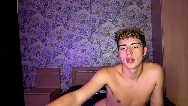 AlfredSweet Live Web Cam Show