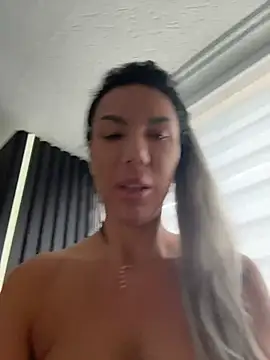 SelineVelvet webcam