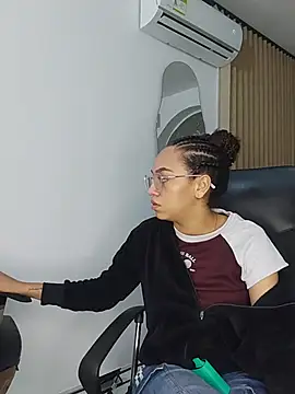 ritzabeth_daniel webcam