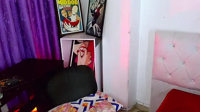 angel_foxc13 - Angel_foxc13's free webcam - UK Sex Cams