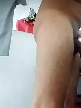 Srsexy18cm live sex cam