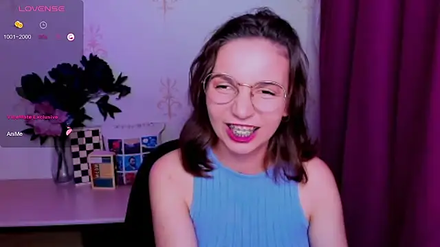 KindHazelHere_ webcam