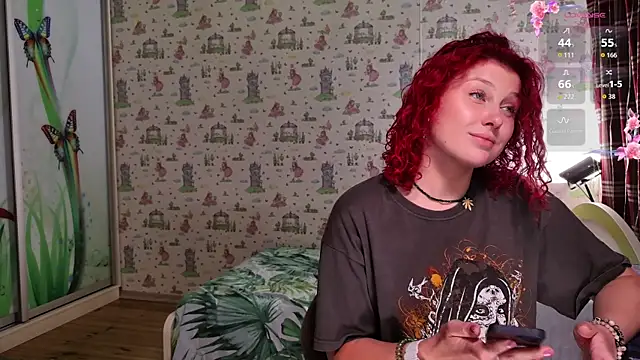 SmokyRose webcam