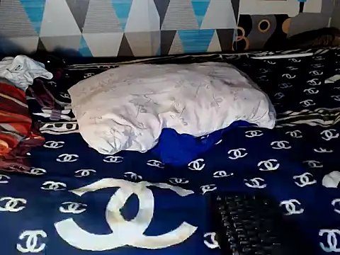 Trish_CurveCock webcam