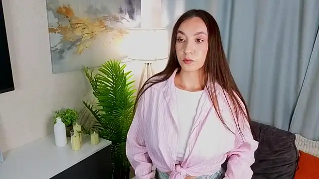 JinnyMenzella webcam