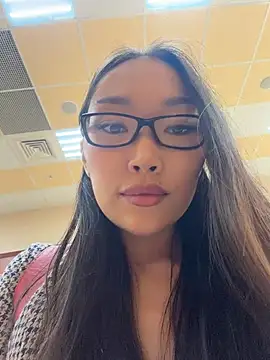 trytomakememoam webcam