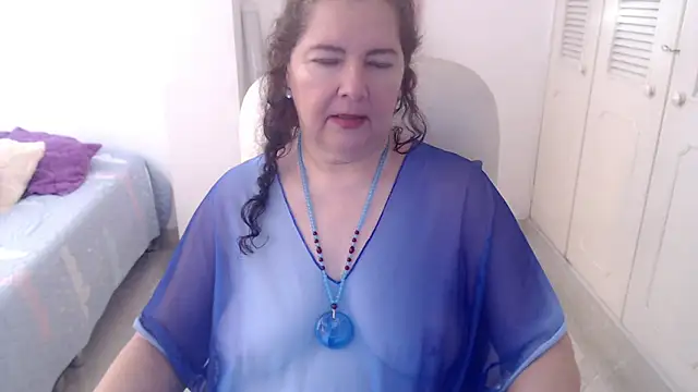 leonela_69 webcam