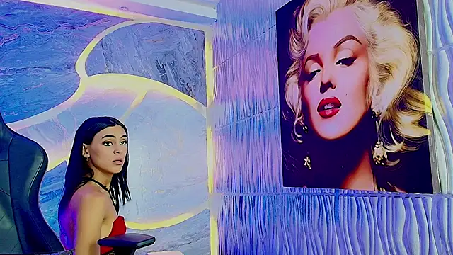 Violeta_Alvarez live cam on StripChat
