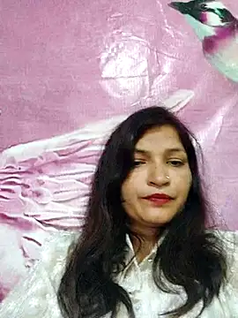 Priyaa_1433 webcam