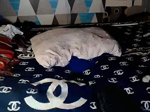 Trish_CurveCock Live Web Cam Show