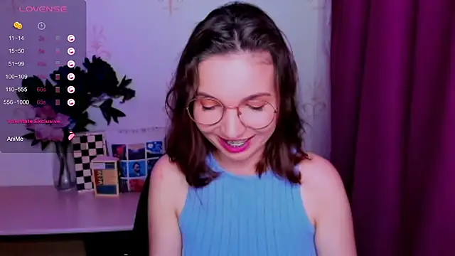 KindHazelHere_ webcam