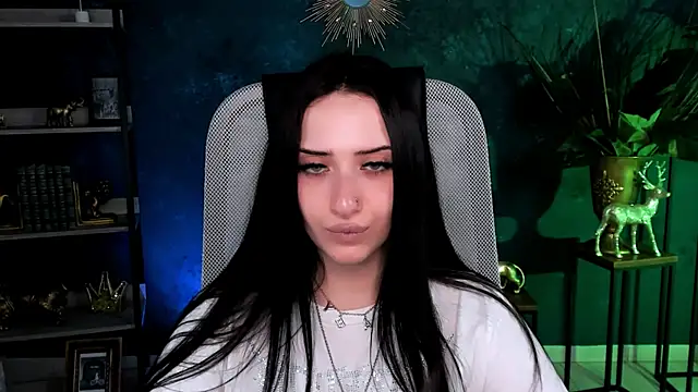 MonicaLowes webcam