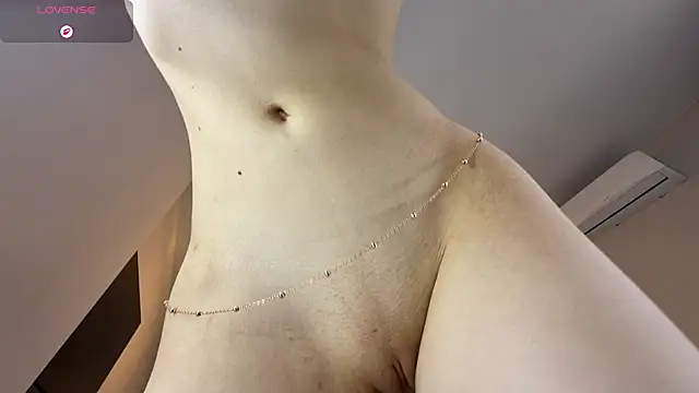 Elara__ webcam