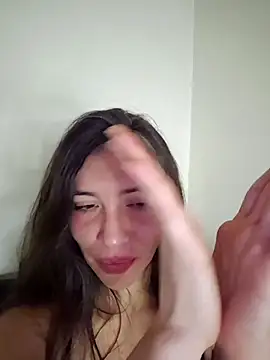 loveuu-bae webcam
