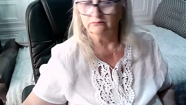 LolkaAlyss webcam