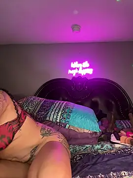 RenaThickAss webcam