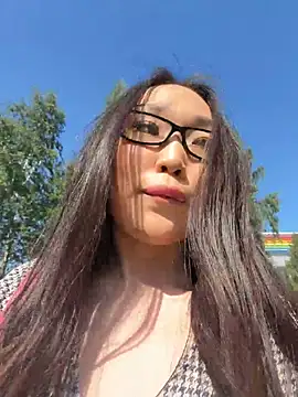 trytomakememoam webcam