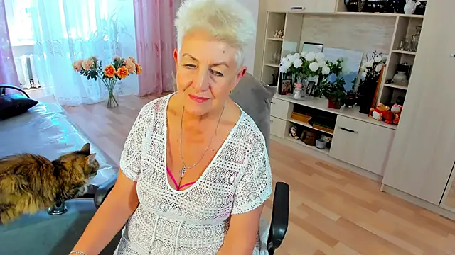 HotandMature webcam