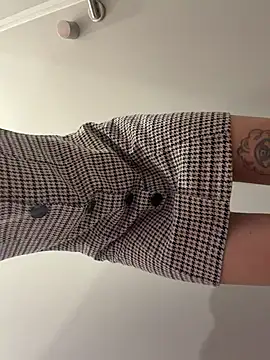 trytomakememoam webcam