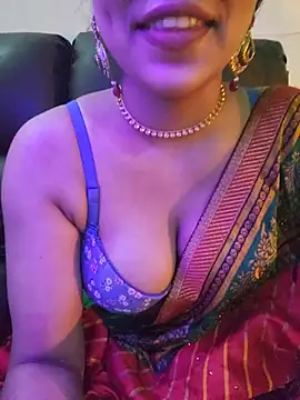 callmeshreya webcam