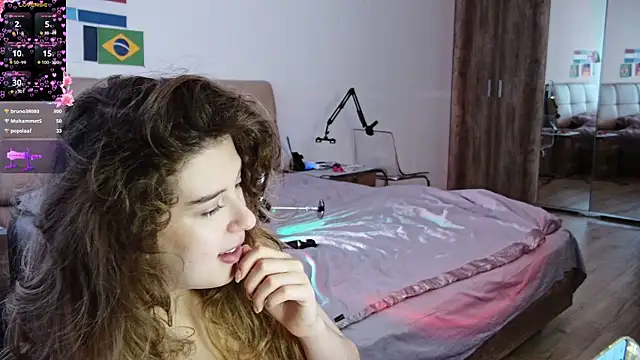LilianBliss webcam