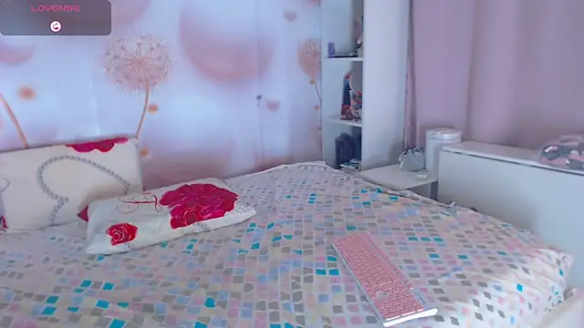 mooncandygirl webcam