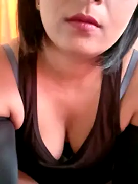 Queen_Kushi4 webcam