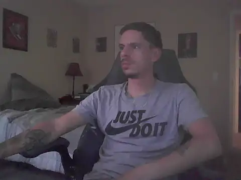 latinosatiro94 webcam