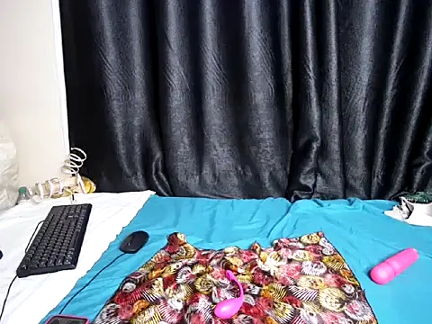 doll_prettie webcam